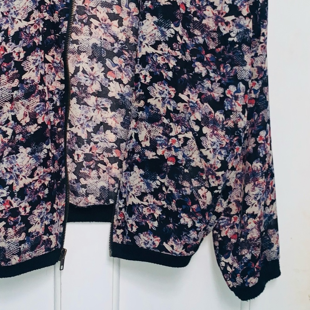 Spring Floral Jacket - Picture 3 of 3